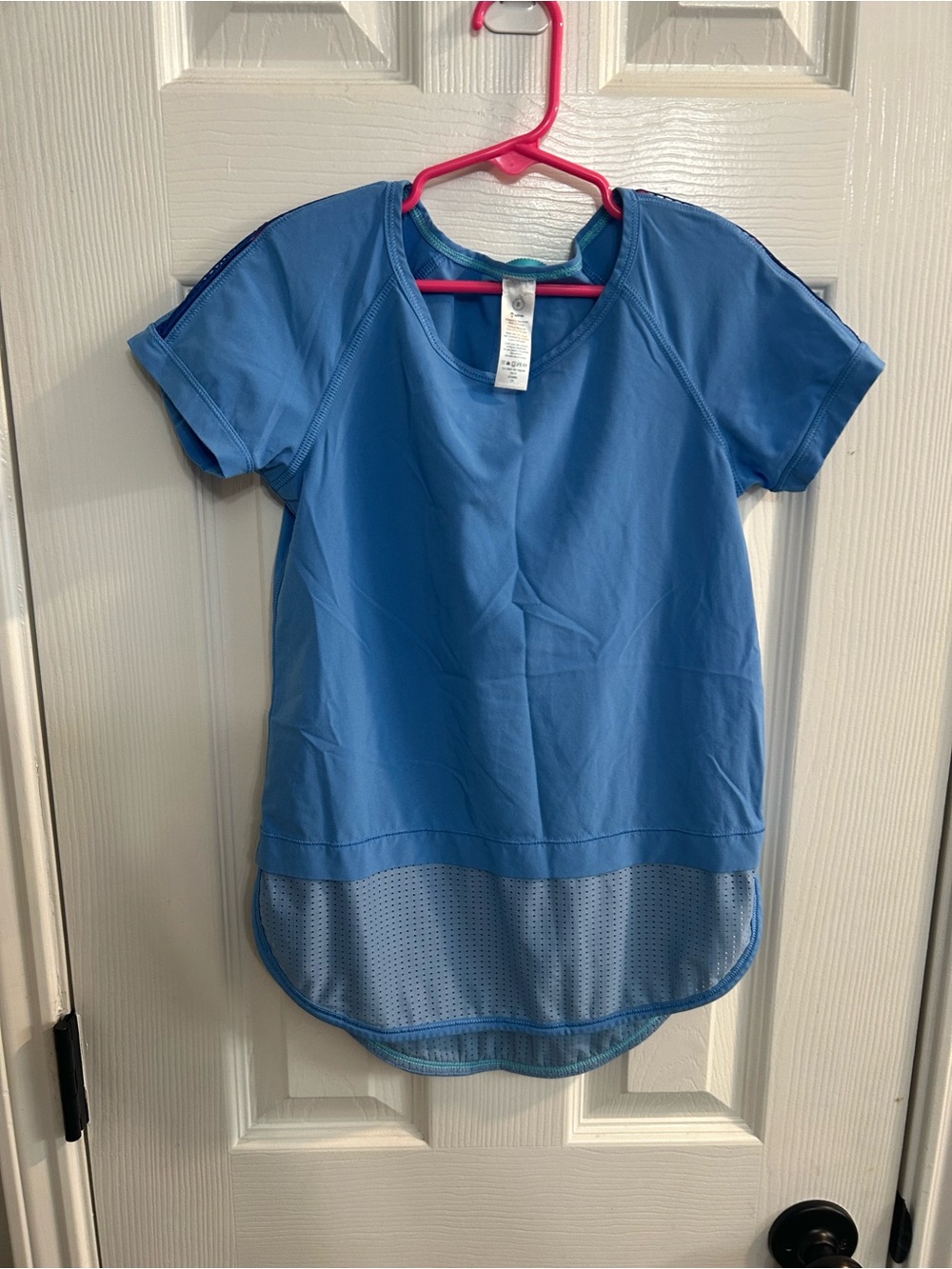 ivivva Lululemon Girls Blue Stretchy Active Short Sleeve Mesh Accent Top Sz. 8